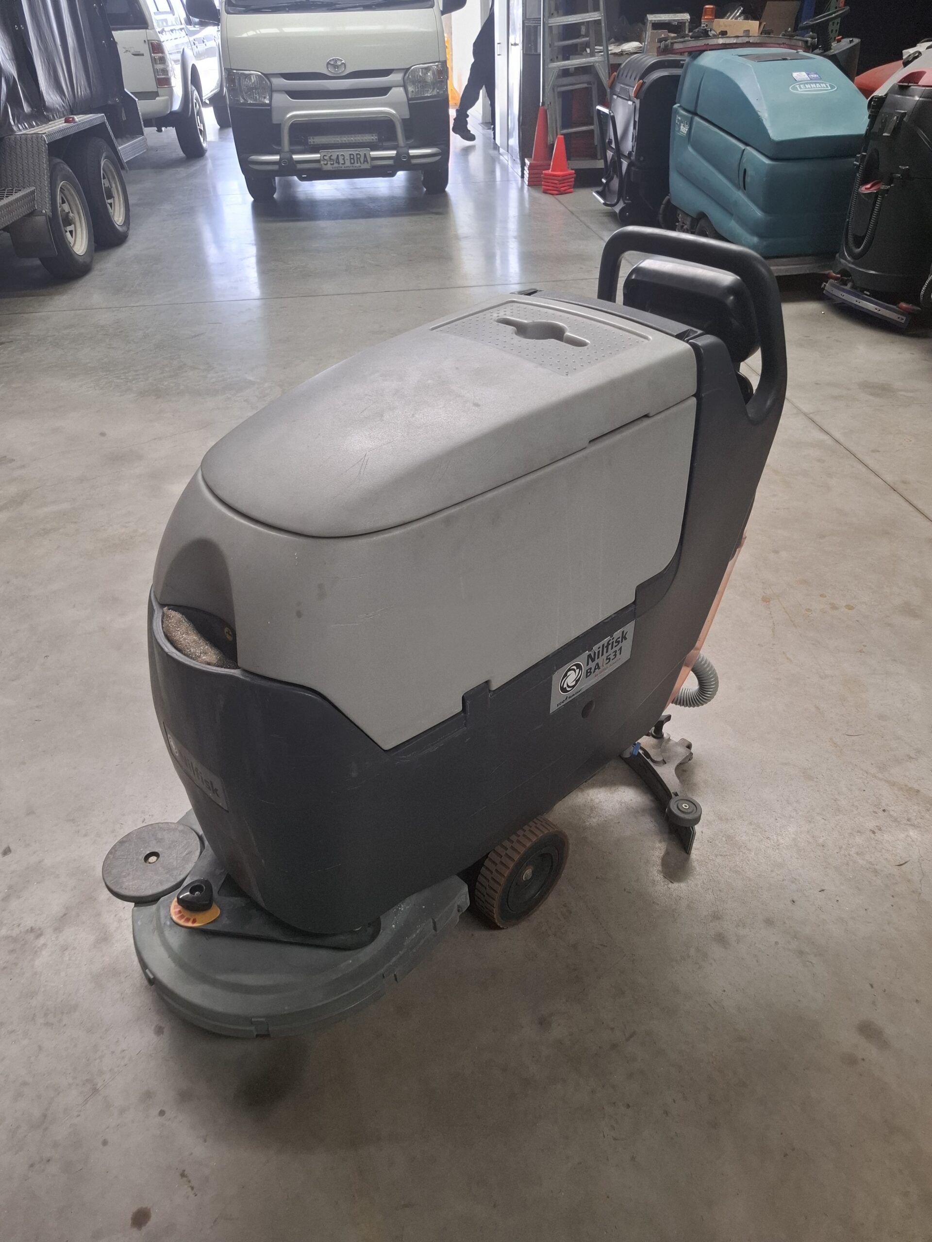 Nilfisk CA410 - USED - Image 2